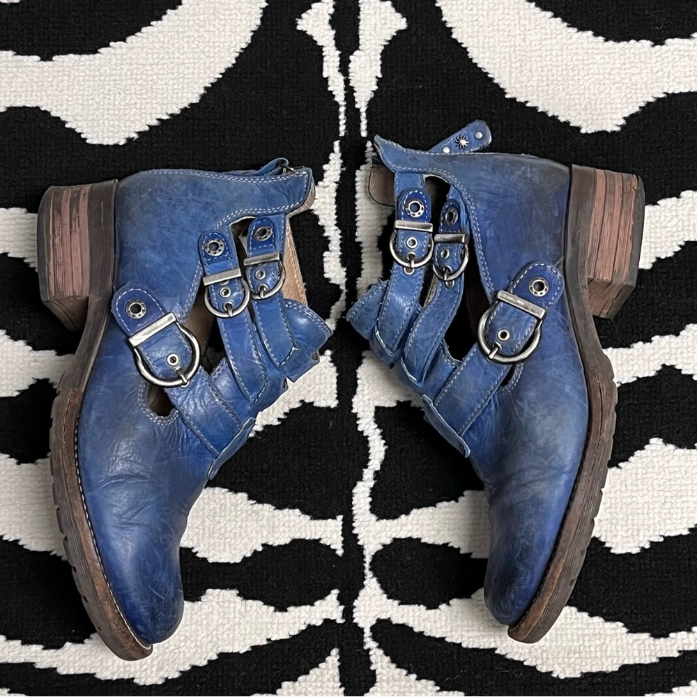 Dromedaris Kelsy Cobalt Blue Leather Buckle Ankle Boots Size 40 - Picture 6 of 12
